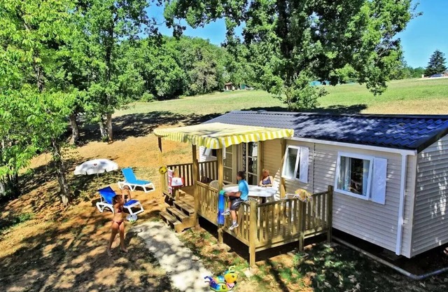 Campsite Eurocamp Village de la Guyonnière * - Mobil-home Classic 4 rooms 6 adults + 2 children