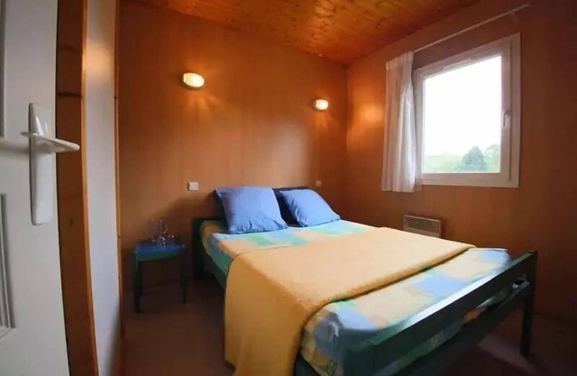 Campsite La Rivière * - Chalet 22 m2 4 people
