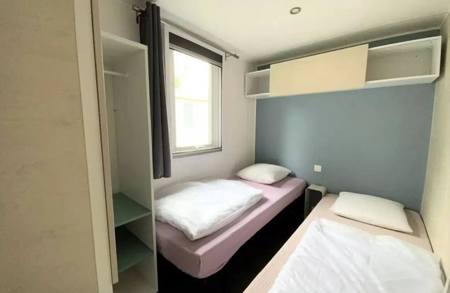 Campsite Le Pré des Moines * - Mobile home MARJOLAINE + 2 bedrooms 2 to 6 people - 2 pers. included in the tariff