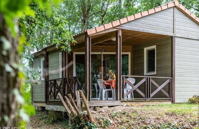 Campsite Les Chalets de Dordogne * - Chalet 4 persons