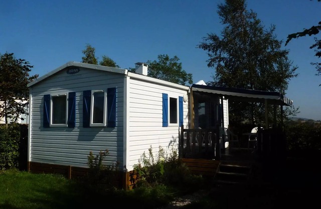 Campsite Les Pommiers des 3 Pays * - Mobile home (n°39) 4 people