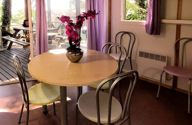 Campsite maeva Escapades Le Domaine Aramis * - Comfort Chalet 3 Rooms 4 People