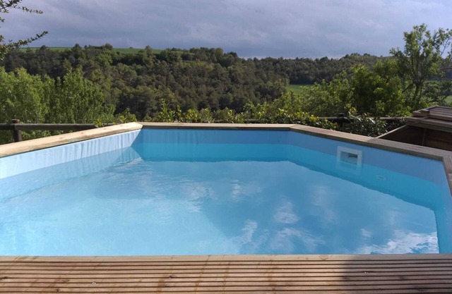 Can Pinyol cottage for 10/12 with pool