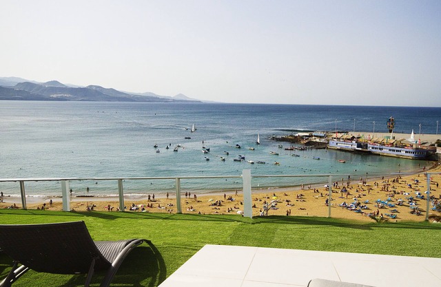 CANTERAS BEACH VIEW ATTIC LOFT