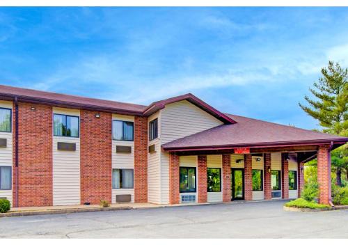 Capital O Amerihost Inn and Suites Fulton Hwy 54 MO