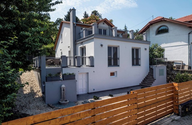 Capre Tihany - w/lake view and jacuzzi, near the beach
