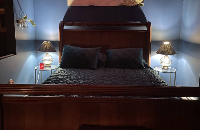 Captain's Quarters Private Studio w full bath West Creek LBI Tuckerton