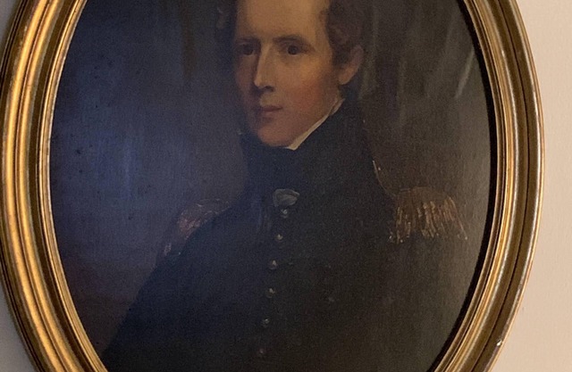 Captains Quarters - Historical Home Downtown Rental