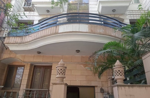 Captivating 2-Bed Apartment in New Delhi