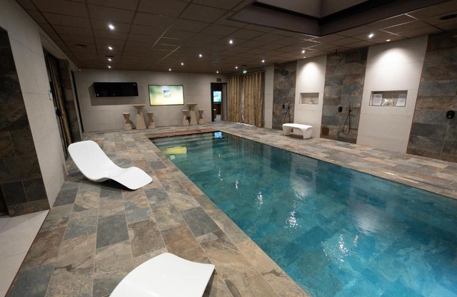 CARACALLA PRIVE - Chambres d'hôtes avec Piscine, Jaccuzi et Hammam privatifs