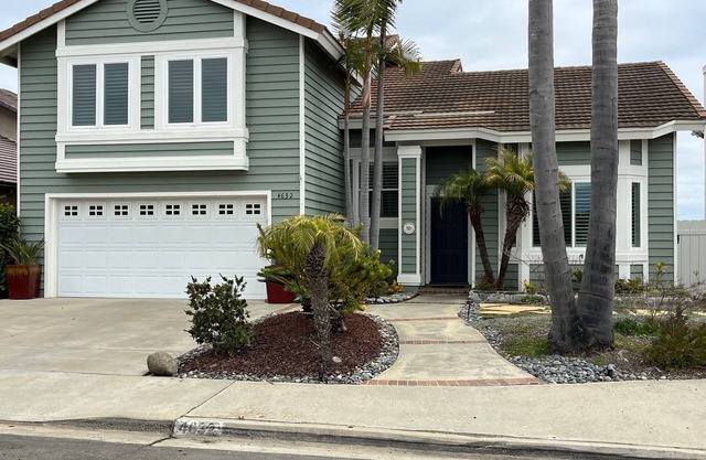 Carlsbad Coastal Oasis, 4 Bedrooms, bike to village or the beach.