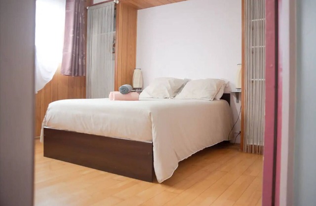 Carpentry - 2 bedrooms - air conditioning - wifi
