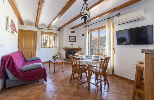 Carrebaix I - Two Bedroom Apartment, Sleeps 4