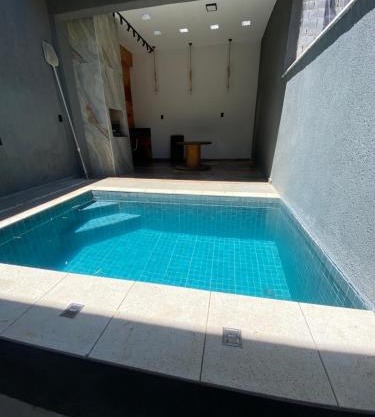 Casa aconchegante com piscina
