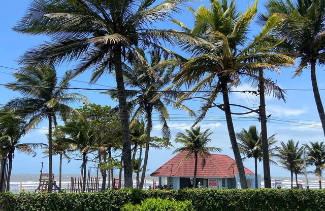 Casa Alto Padrão Frente ao Mar