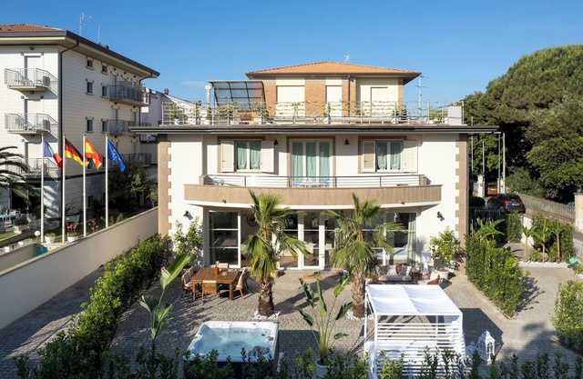 Casa Amare 4+2, Emma Villas