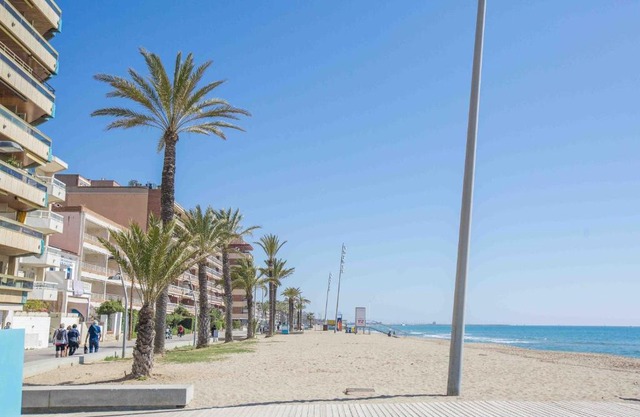 Casa Arnau, a pie de playa. Calafell beach