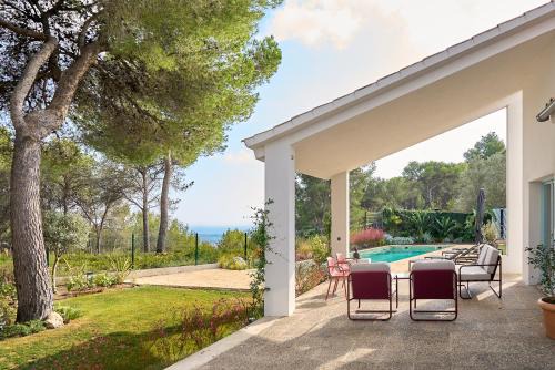 Casa Brisa Boutique Guest House - Gay Men Only