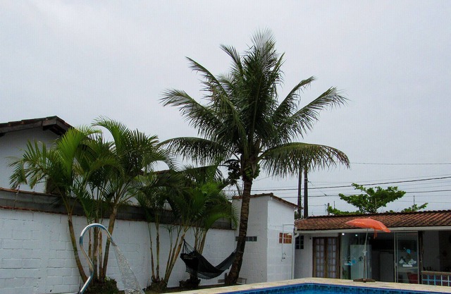 Casa c WiFi, piscina e churrasqueira - Itanhaém/SP