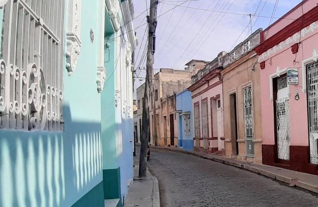 Casa Colonial -Los Curujeyes- Victor & Maria CAMAGÜEY