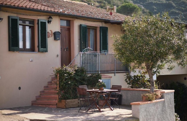 Casa con terrazza vista mare Isola d'elba