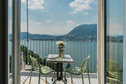 Casa Corbu by Rent All Como