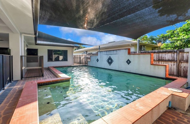 Casa Corella Poolside for Families