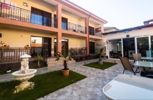 Casa Daymar 2 Mai