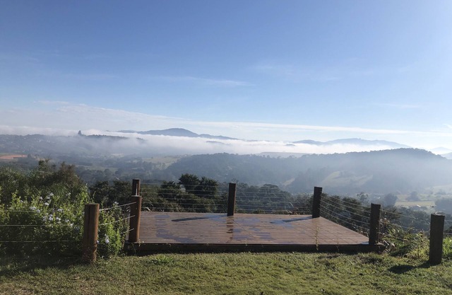 Casa de Campo Bela Vista, na montanha com piscina