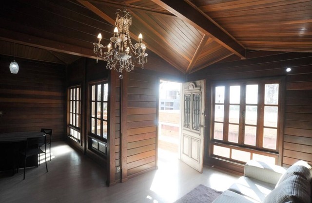 CASA DE MADEIRA
