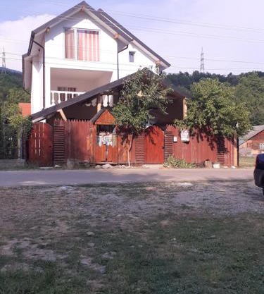 Casa Denisa Vidraru transfgarasan