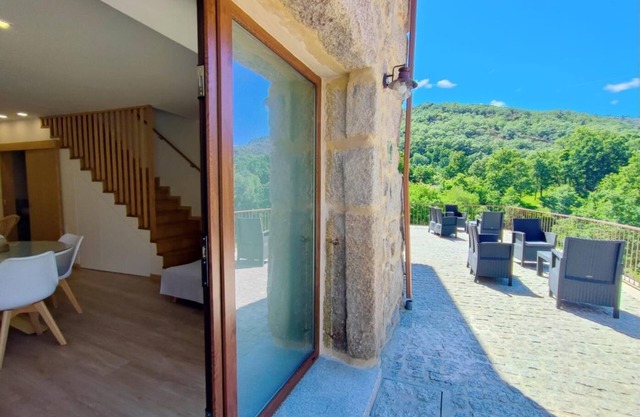 Casa do Palheiro | Assureira | Castro Laboreiro | Peneda Gerês National Park