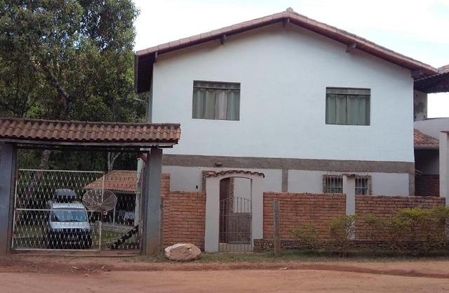 Casa dois andares com área de churrasco em Ibitipoca