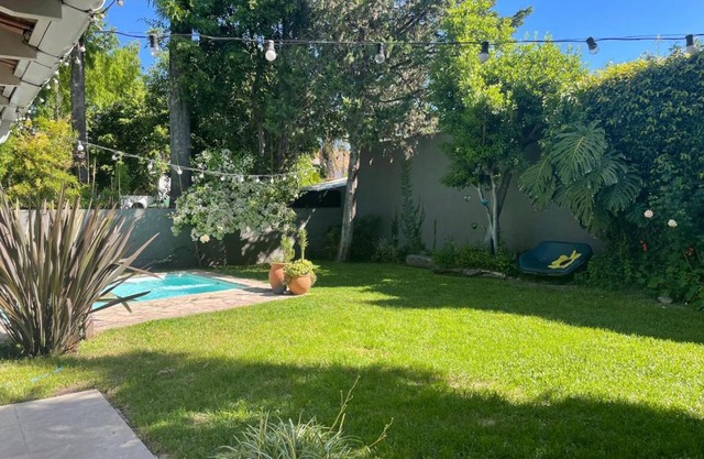 Casa en Florida - como estar en una quinta a 15 cuadras de CABA