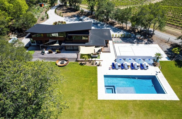 Casa Gaga, Premier Estate- Pool & Hot tub, Pickle & Bocce Ball, Basketball court