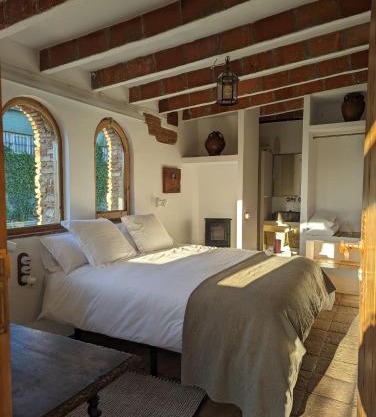 Casa Hostalets - Renovated casa in the middle of the olive trees near the beach