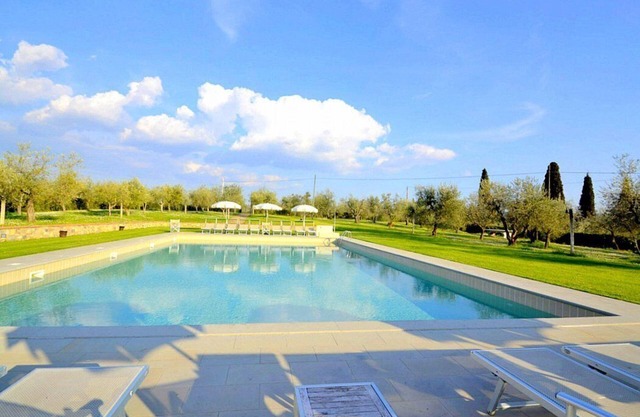 Casa Katia F: A cozy and welcoming two-story apartment in the characteristic style of the Tuscan countryside, with Free WI-FI.