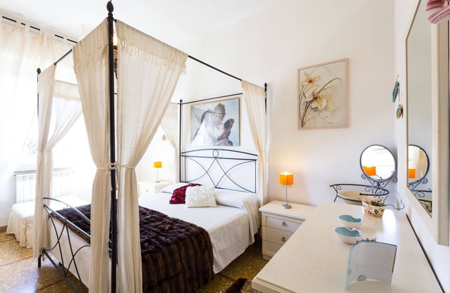 Casa Laura Follonica 200 meteres from the sea/beach Wifi air/condition tv/sat