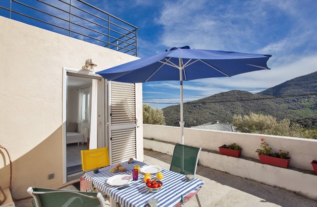Casa Les Oliviers charming apartment with terrace