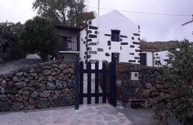 Casa Los Almendros