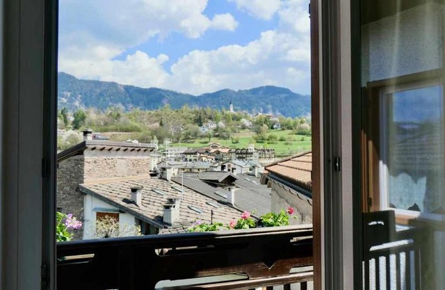Casa Lucia vista montagna Tressilla Ospitar