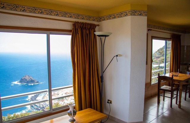 Casa Mara Twin bed Apartment with Ocean View