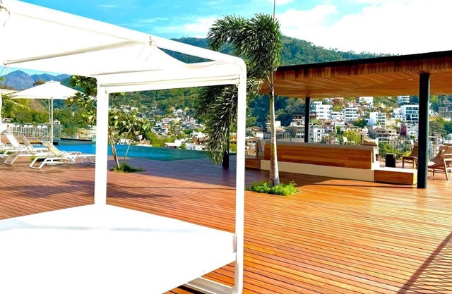 Casa Maya | 1-BR Oasis in Romantic Zone