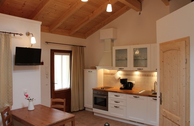 Casa Monticello 4 - Mediterranean style apartments - central city location