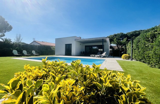 Casa Olivera - Private pool, A/C and modern