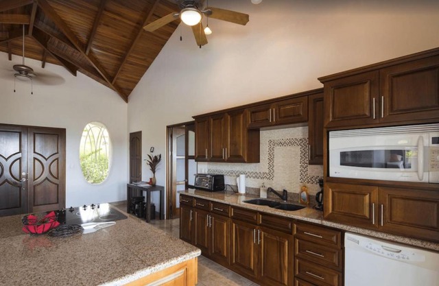 Casa Sea Esta 3 Bedroom Ocean View Home