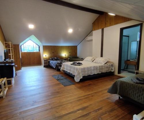 Casa suíça Nr 5 suíte master luxo