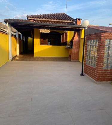 Casa térrea em Caraguatatuba