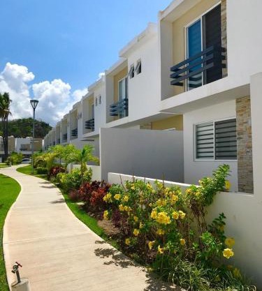 CASA VACACIONAL PARA 8 PERSONAS EN CERRITOS