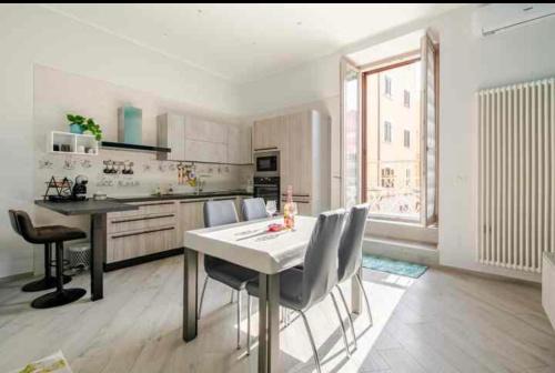 Casa Vacanze San Giacomo, Comfort Apartament in Centro Storico a pochi passi dalla Stazione Centrale